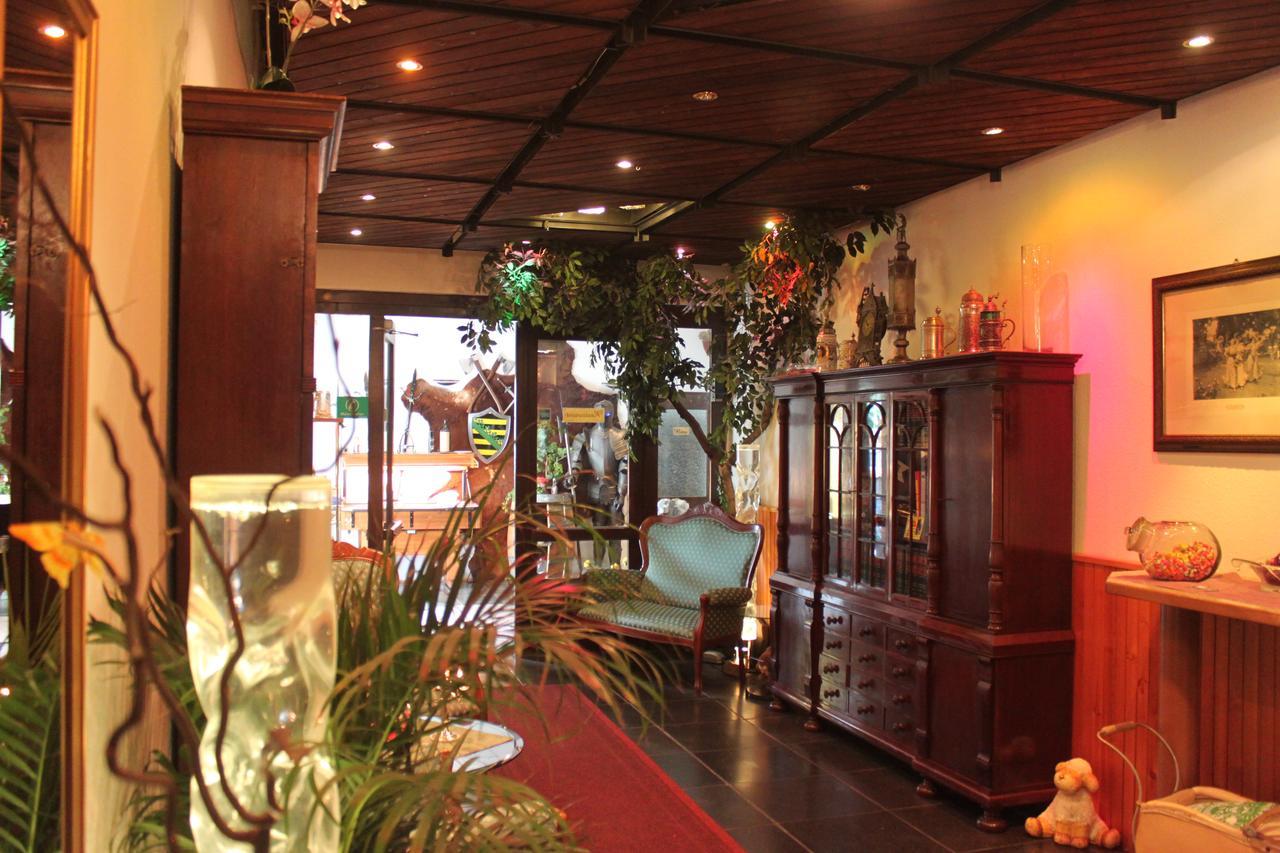 Ehrenfriedersdorf Pension Und Restaurant Die Burg מראה חיצוני תמונה